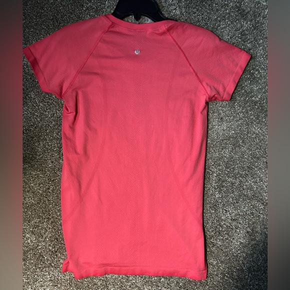 Lululemon salmon swiftly tech size 6 - Picture 1 of 2